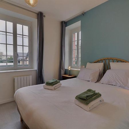 Les Mots Bleus Apartment Dinard Bagian luar foto