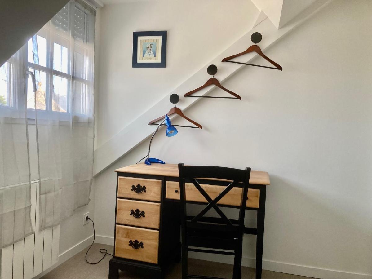 Les Mots Bleus Apartment Dinard Bagian luar foto