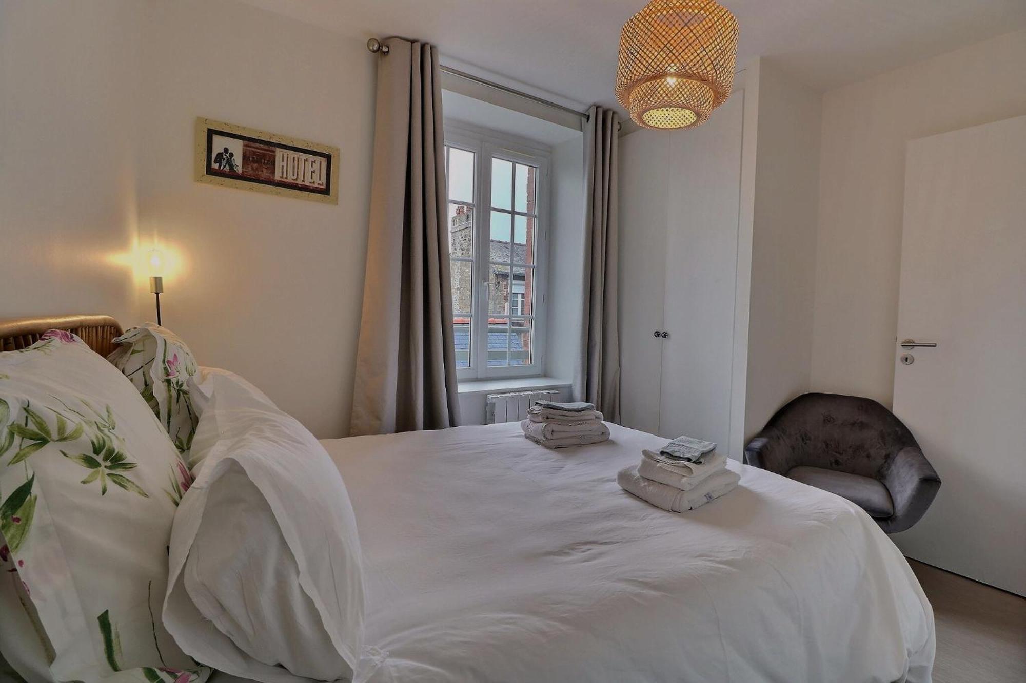 Les Mots Bleus Apartment Dinard Bagian luar foto